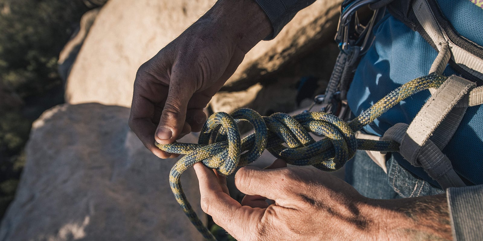 Double Overhand Knot  How to Tie the Double Overhand Knot 