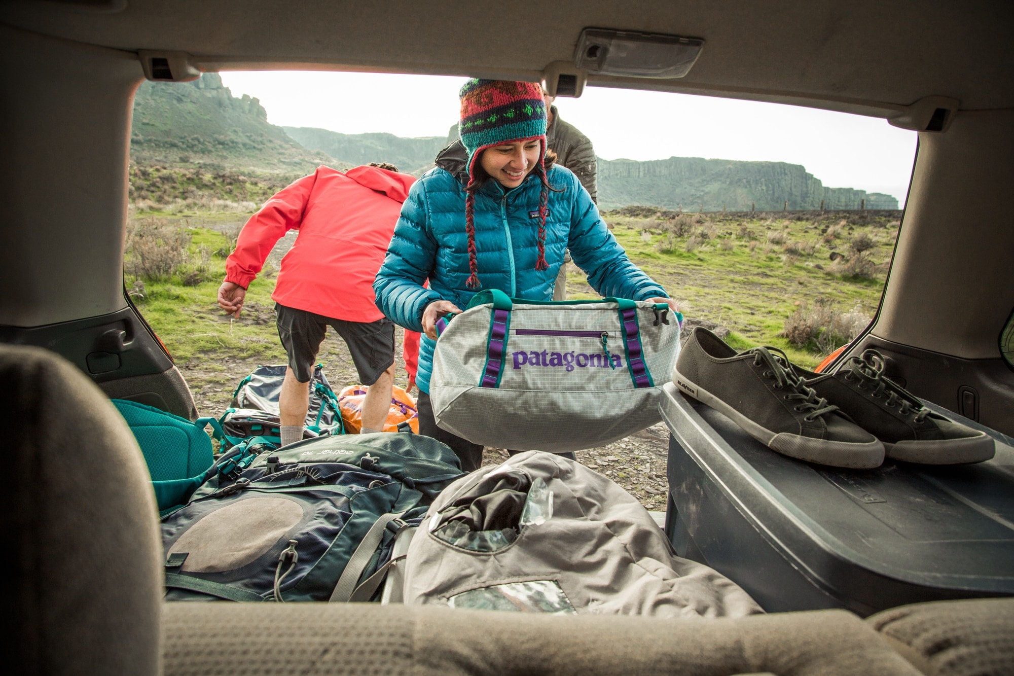 17 Best Weekender Bags For Women In 2023, Per Expert Travelers