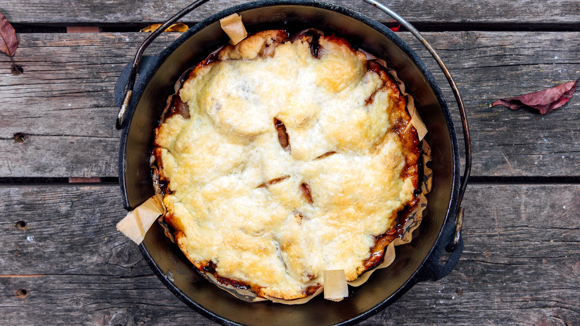 Dutch Oven Apple Pie