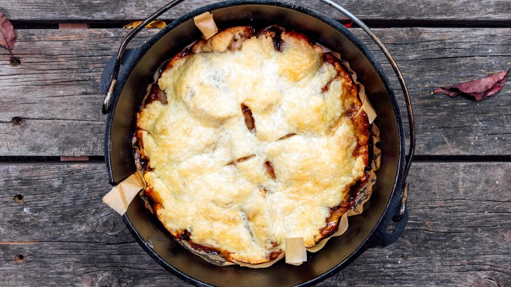 Dutch Oven Apple Pie