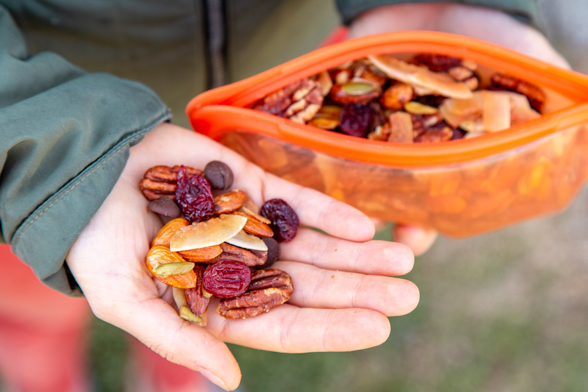 maple glaze trail mix ingredients
