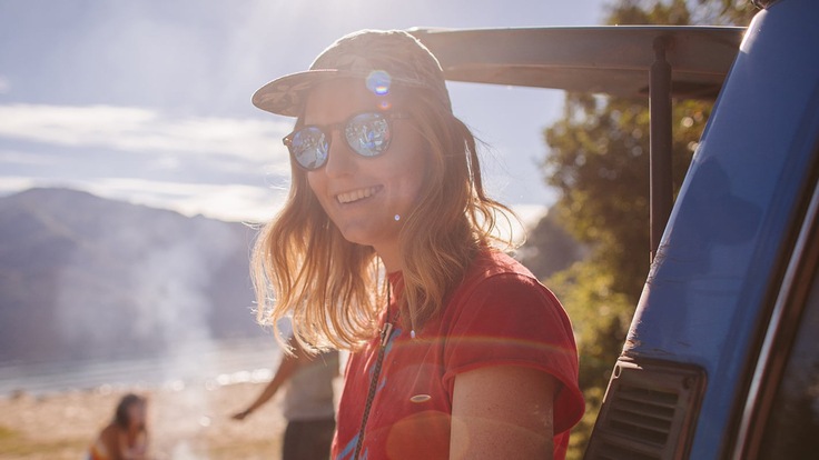 Woman with sunglasses