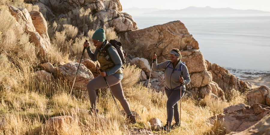 Solo Hiking: 9 Hiking Tips for Female Travelers