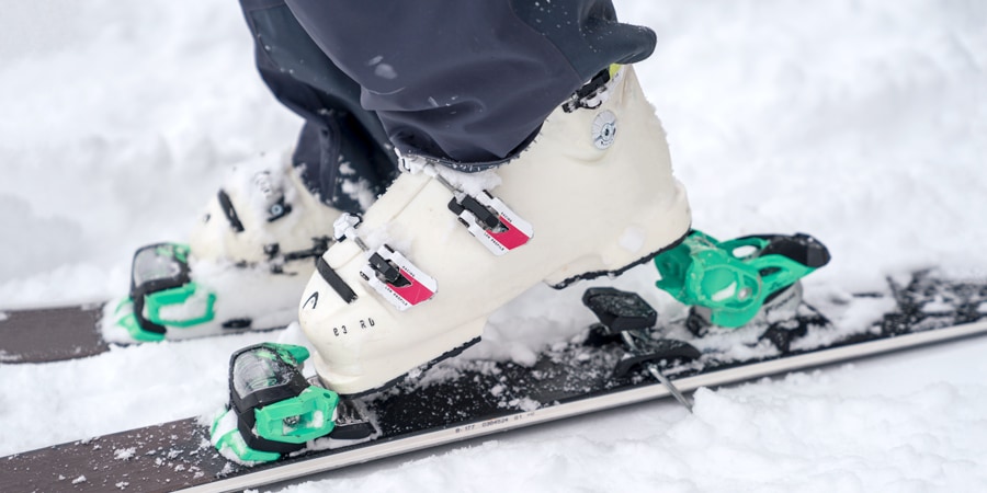 skiing shoes