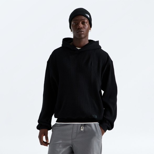 On Body Image of color Tnf Black