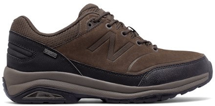 new balance trekking shoes