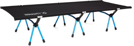 Alternative View (Black/Blue)