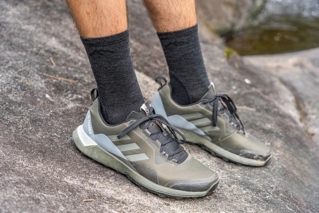 Location Image for Light Hiker Micro Crew Socks - Men's