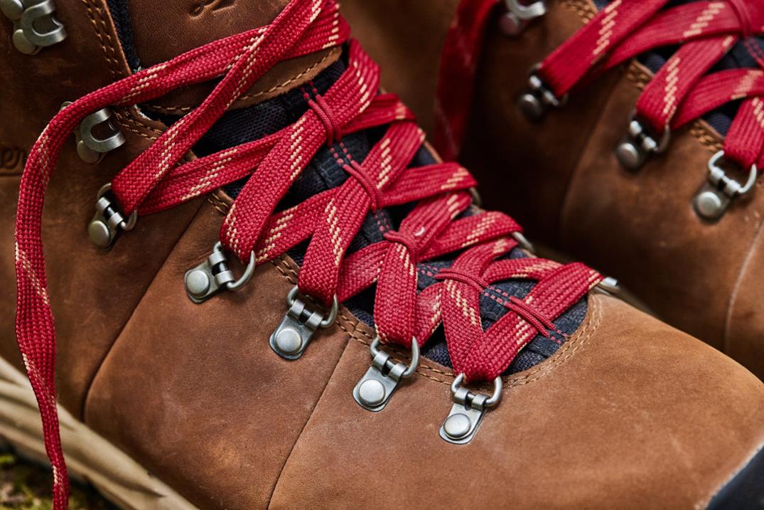 Location Image for Mountain 600 Leaf GORE-TEX Hiking Boots - Women's