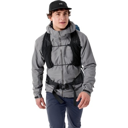 Arc'teryx Aerios 35 Pack 2