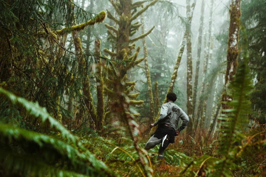 Location Image for 001 Trail-Running Shoes - Men's