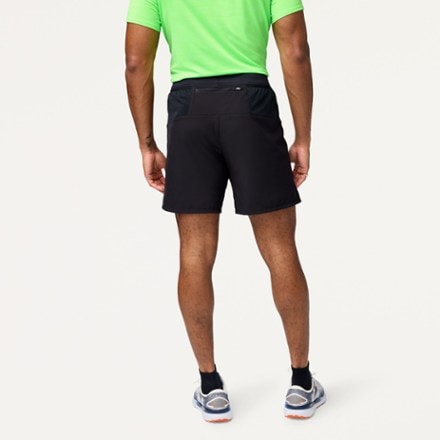 Brooks Journey 7" Shorts - Men's 2