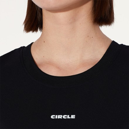 CIRCLE Athletic T-Shirt 2.0 - Women's 6