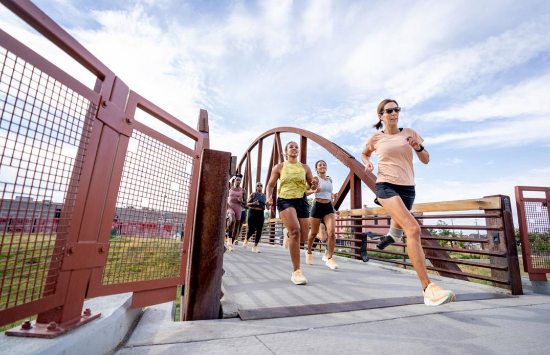 Location Image for Via Olympus Road-Running Shoes - Women's