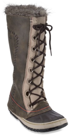 columbia women's hiking boots