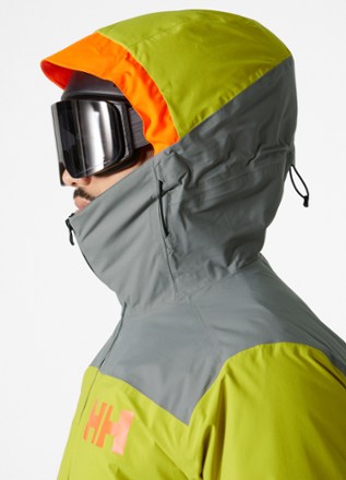 Helly Hansen Powdreamer 2.0 Insulated Jacket - Men's 4