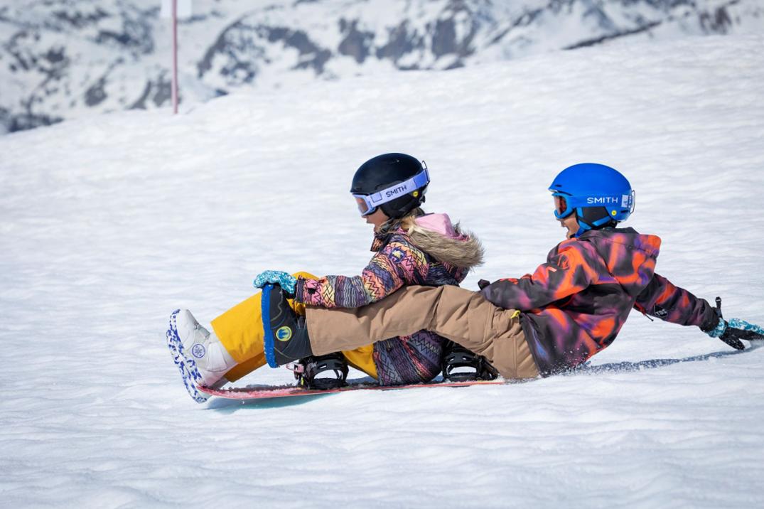 Location Image for Glide Jr. Mips Snow Helmet - Kids'