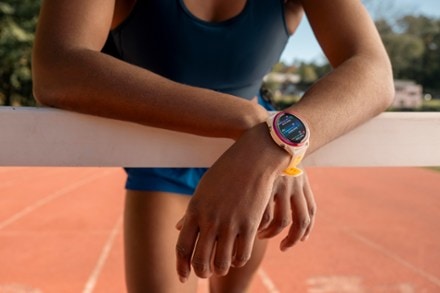 Garmin Forerunner 570 7