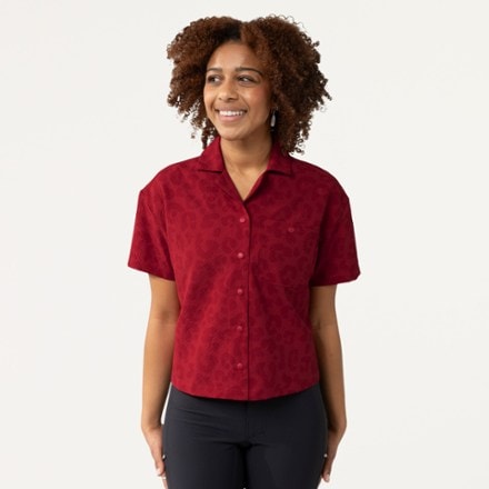 On Body Image of color Garnet Meow