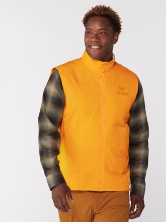 Men's Outdoor Vests & Puffer Vests