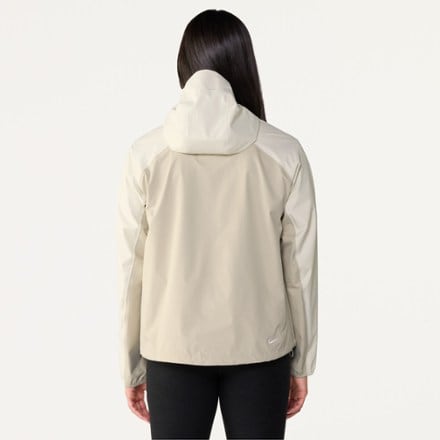 Nike ACG Phantazma Rain Jacket - Women's 4