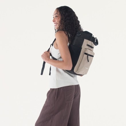 Sherpani Soleil Anti-Theft Convertible Pack - Women's 6