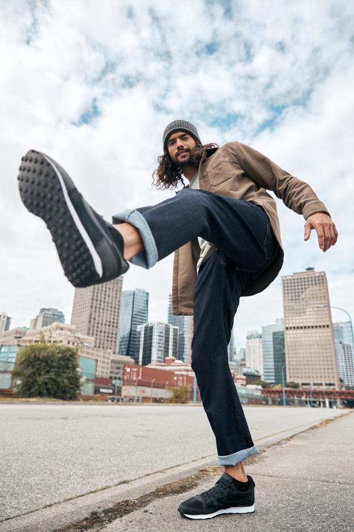 Location Image for Performance Denim Relaxed Fit Tapered Jeans - Men's