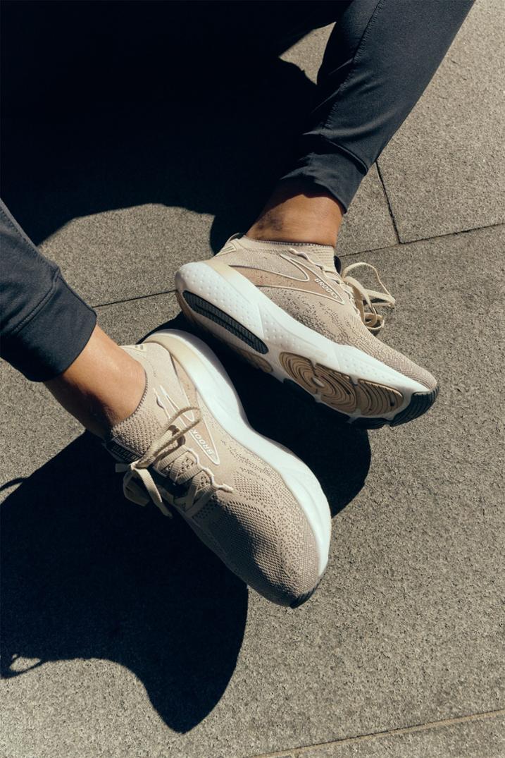 Location Image for Glycerin StealthFit 21 Road-Running Shoes - Men's