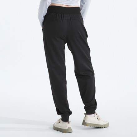The North Face Aphrodite Arise Joggers - Women's 2