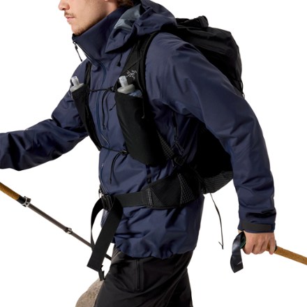 Arc'teryx Beta AR Jacket - Men's 8