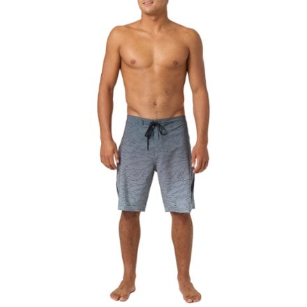 O'Neill Superfreak 20" Board Shorts - Men's 2