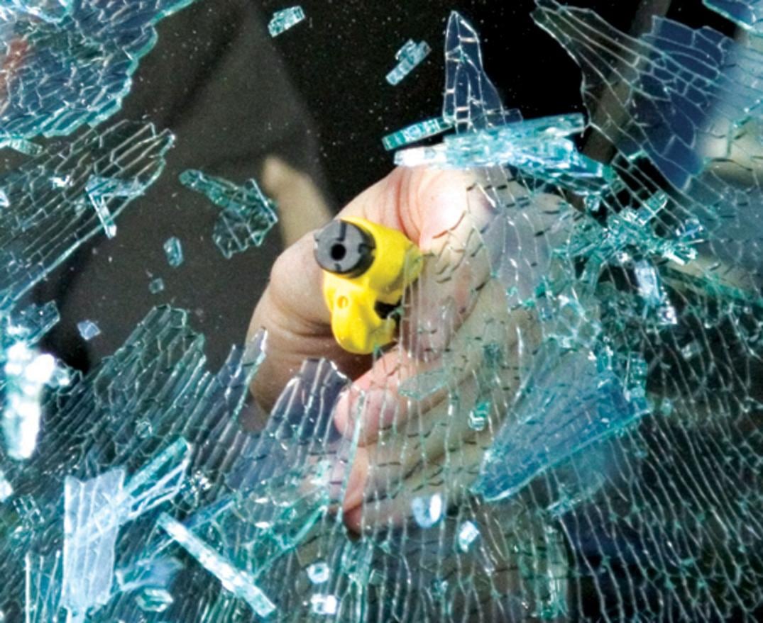 Location Image for Original 2-in-1 Emergency Keychain Car Escape Tool