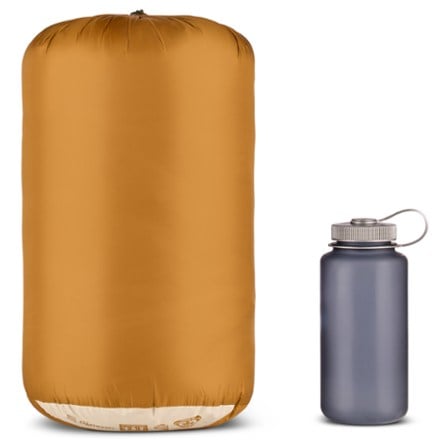 Kelty Eclipse 35 Sleeping Bag 32 fl. oz. water bottle not included