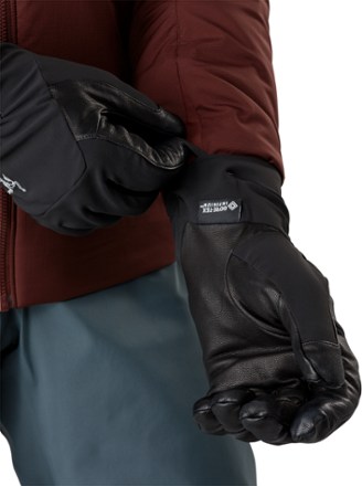 arcteryx sabre glove