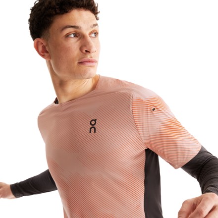 On Performance-T Lumos Shirt - Men's 5