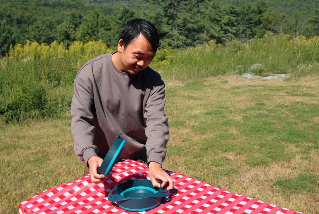 Location Image for Flat Pack Collapsible Bowls & Strainer Set