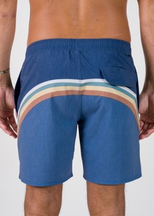 VISSLA Sunbelt Volley 17.5" Board Shorts - Men's 1