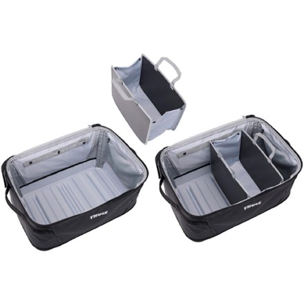 Thule Chasm Gear Hauler 80 L Removable divider compartment doubles as a tote