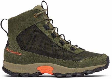 youth hiking boots clearance