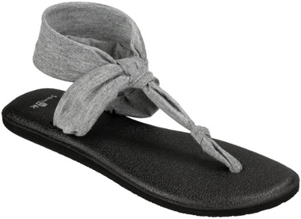 grey sanuk sandals
