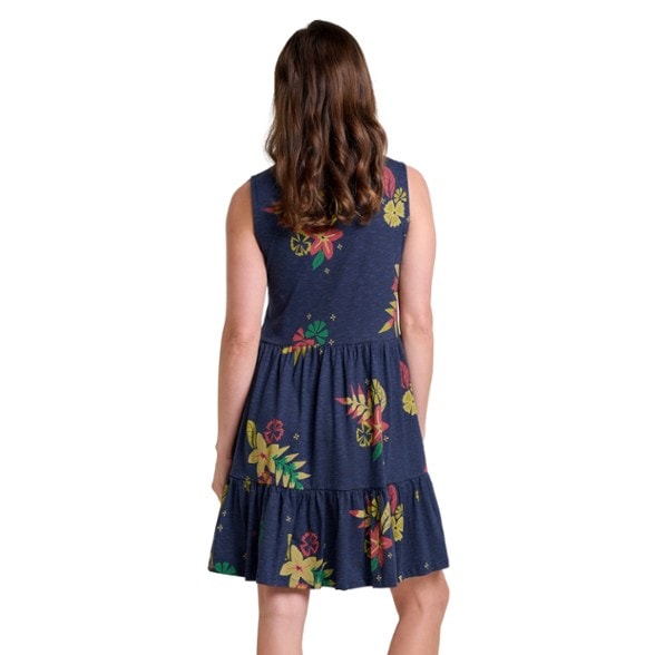 On Body Image of color True Navy Lg Floral Print