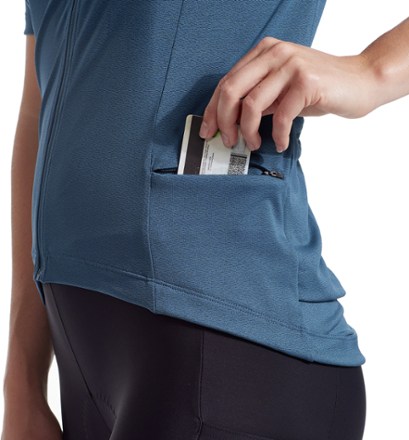 PEARL iZUMi Expedition Cycling Jersey - Women's 8