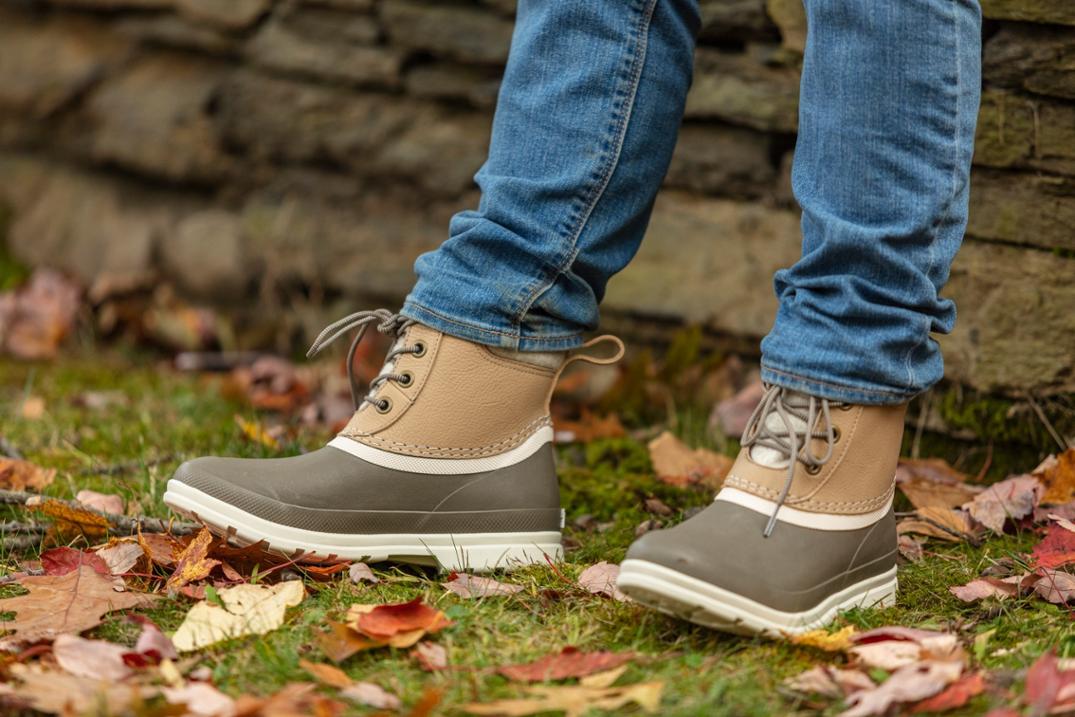 Location Image for Originals Leather Lace-Up Duck Boots - Women's