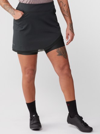 PEARL iZUMi Sugar Cycling Skirt - Women's - Black 1