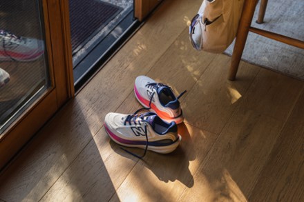 Location Image for 1080v15 Road-Running Shoes - Women's