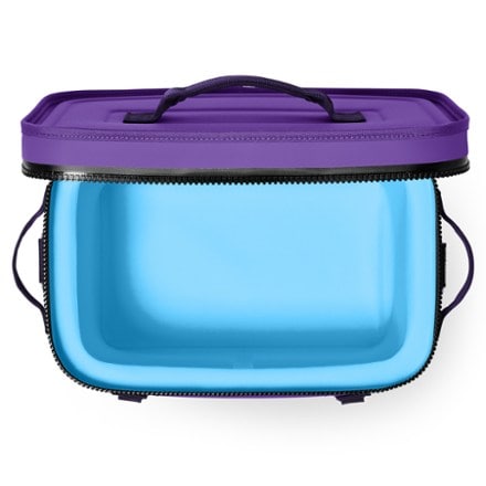 YETI Hopper Flip 18 Soft Cooler 5