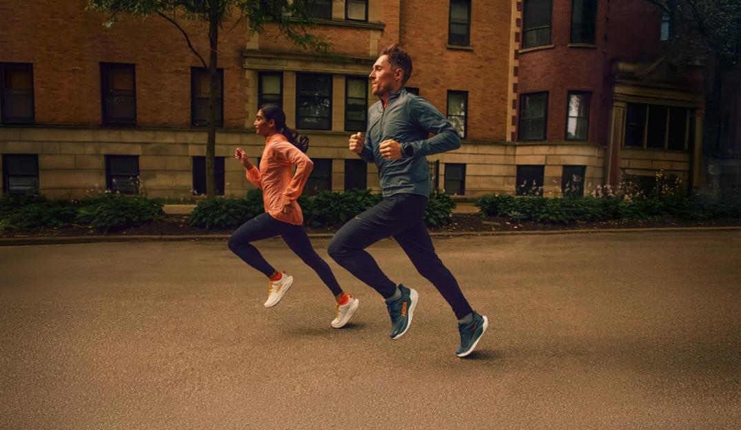 Location Image for Gaviota 6 Road-Running Shoes - Men's