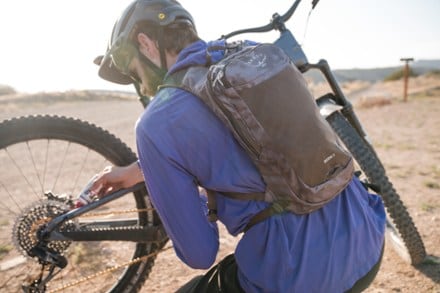 Osprey Berm 12 Hydration Pack 1