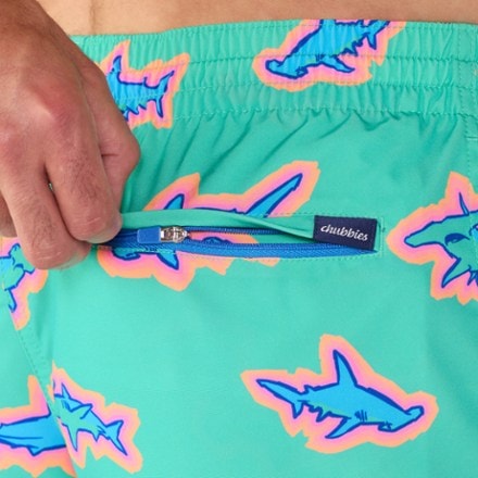 Chubbies Stretch 5.5" Swim Trunks - Men's 5