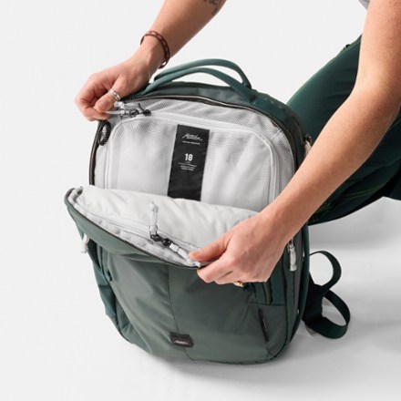 Matador 18 L Personal Item Travel Pack 7